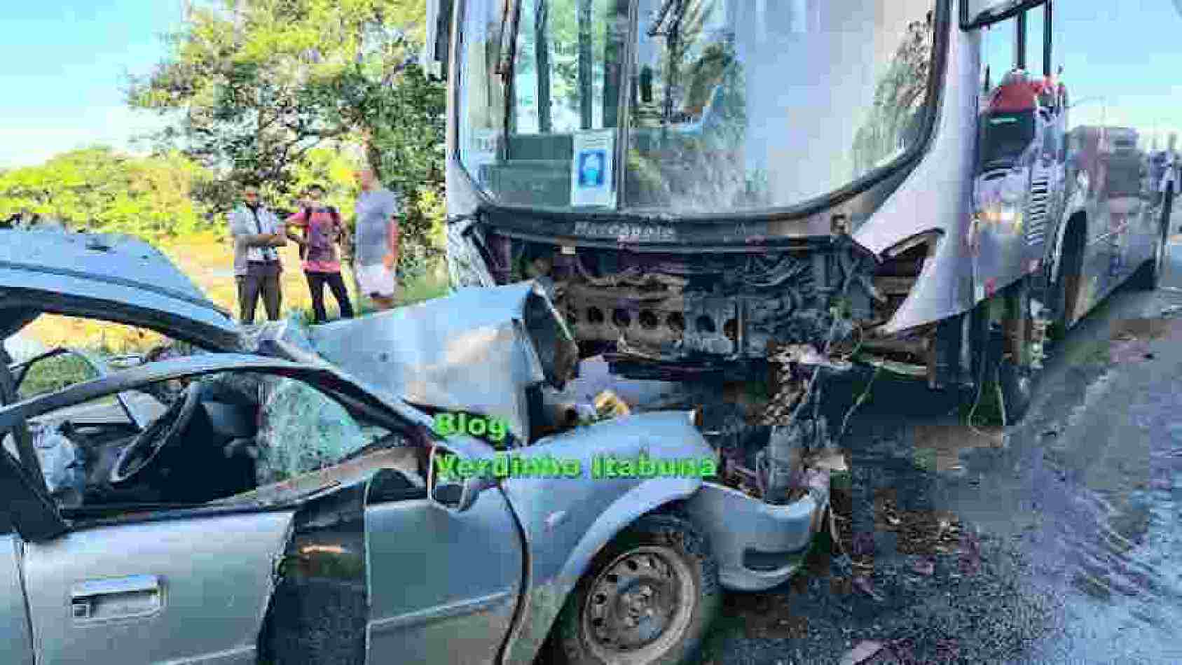 V Deo Mostra Exato Momento Em Que Carro Invadiu A Contram O Bateu De