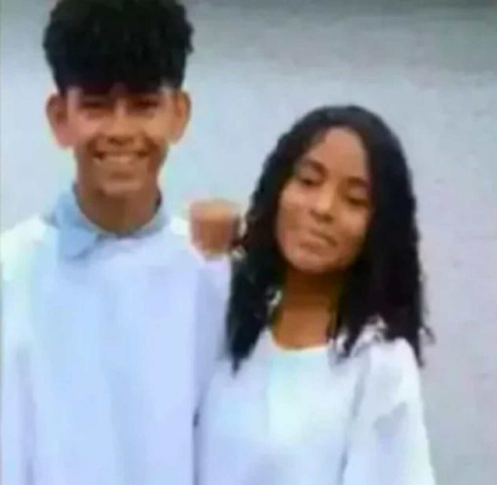 Dois adolescentes, Isabella Soares Faria, 12 anos e Renan Felipe Souza Santos, 13 anos, morreram afogados durante uma cerimônia de batismo realizada por uma igreja evangélica em Minas Gerais. O incidente ocorreu no último domingo, 30 de abril, no lago da represa construída no Rio Pardo, na zona rural de Ninheira, próxima à divisa com a Bahia.