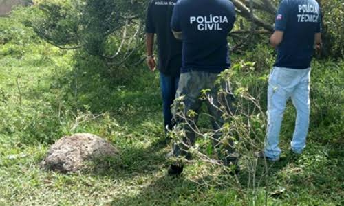 Após receberem uma denúncia de populares, o serviço da Polícia Militar (CICOM) acionou uma guarnição da Rural 92 para averiguar a informação sobre um cadáver encontrado no povoado de São Sebastião. Ao chegarem ao local, os militares constataram a veracidade dos fatos. levantando a suspeita de que Marcos tenha sido morto e posteriormente abandonado ali.